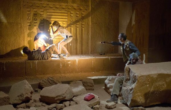 The Pyramid – A Newly Found Pyramid Haunts A Team Of Archaeologists