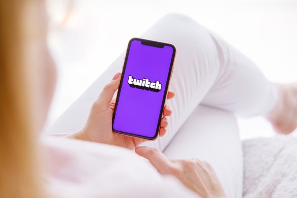 What Does IRL Mean When It Comes To Twitch?