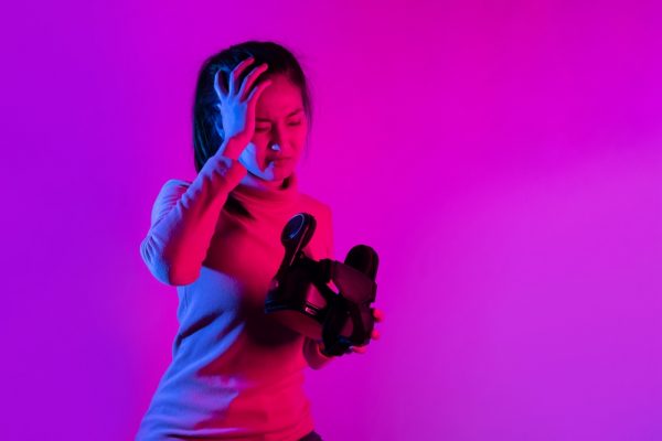 How To Avoid Motion Sickness In VR
